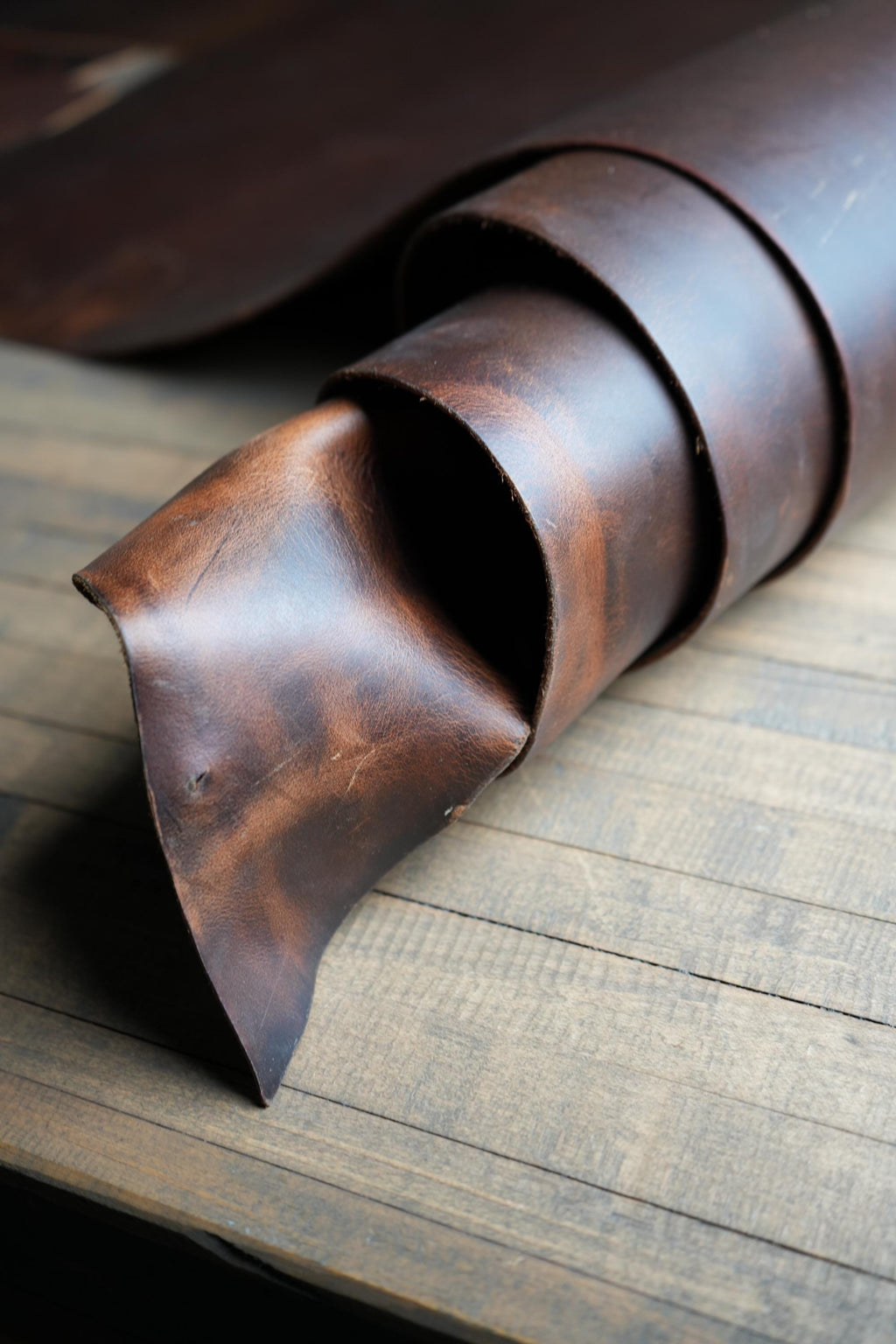 American Buffed Steer Leather Hides Pull Up Leather Supplies Premium Leather Hides for Craftsmen tooling Belts leather Bags & DIY